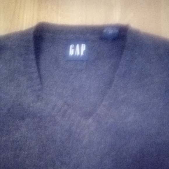 Gap charcoal grey/black 100% lambswool sweater - Picture 2 of 6